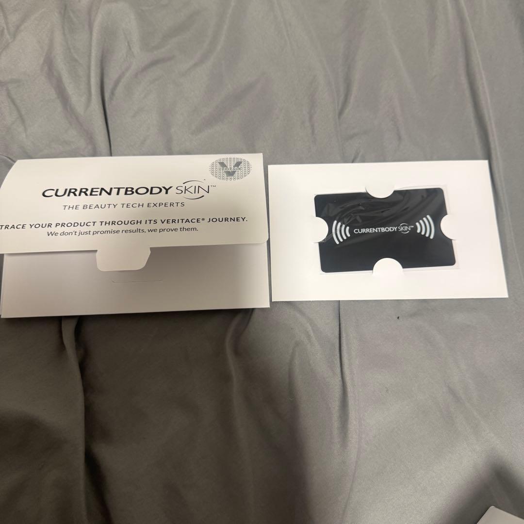 美品！CURRENTBODY ライトセラピーマスクシリーズ