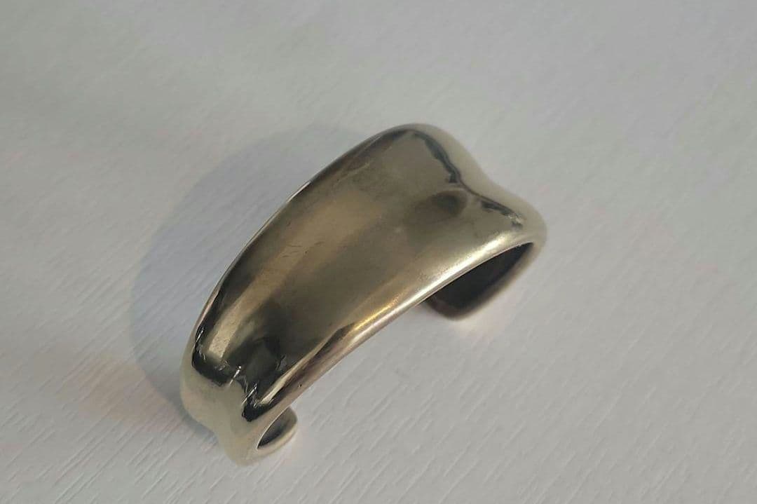 アルティーダウードビーン バングルブレスレットARTIDA OUD