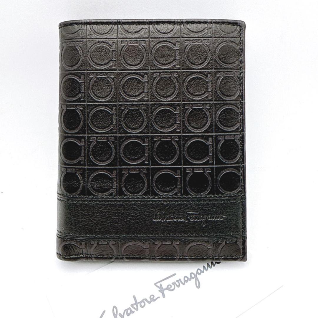 【未使用級】フェラガモ 二つ折り財布 ウォレット ガンチーニ 黒 レザー 札入