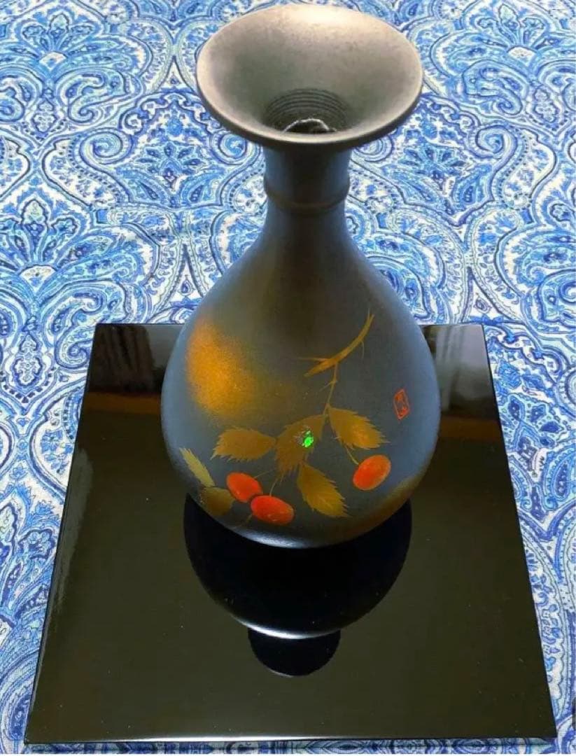 金運爆上げ　風水最高！門外不出品　1点物　漆塗台座付き　特殊朱銅製壺花瓶　月山釜