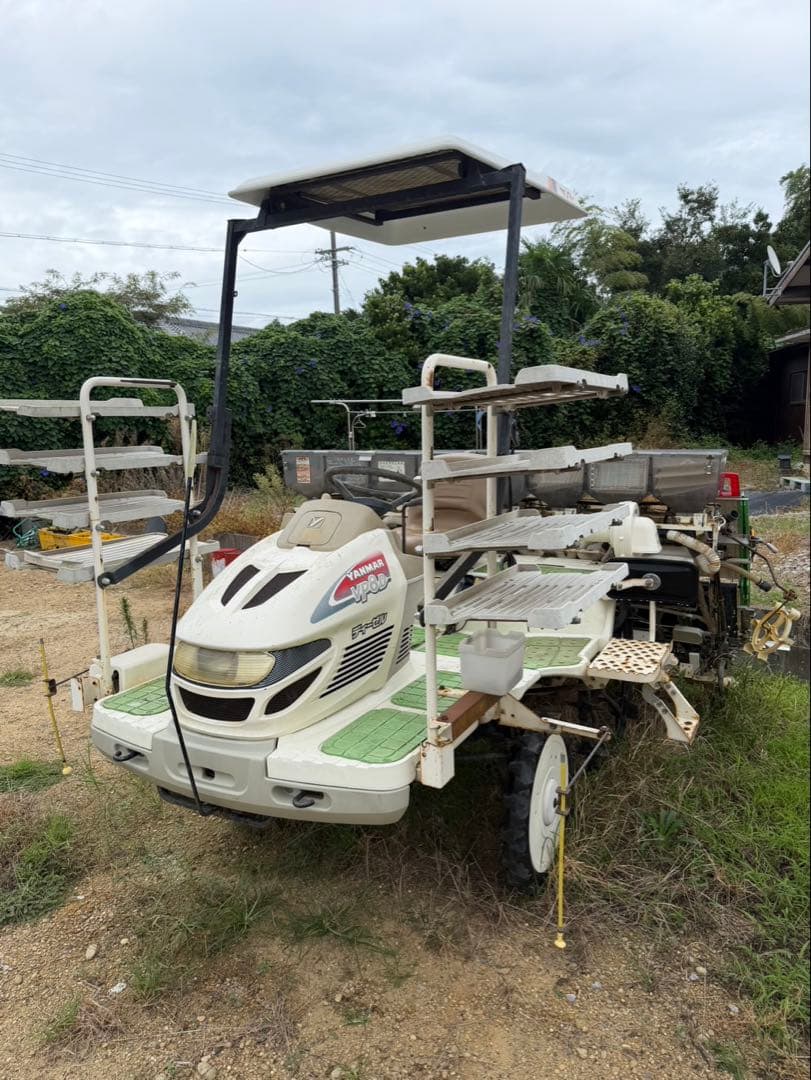 ヤンマー田植え機　VP8D