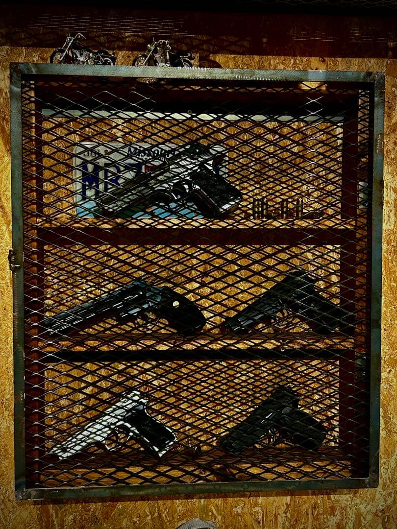 スチールラック アイアンラック 鉄格子 壁掛け棚 ヴィンテージ