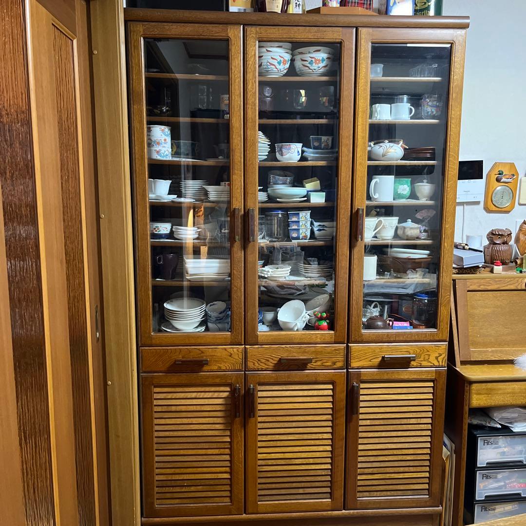 木製ディスプレイキャビネット