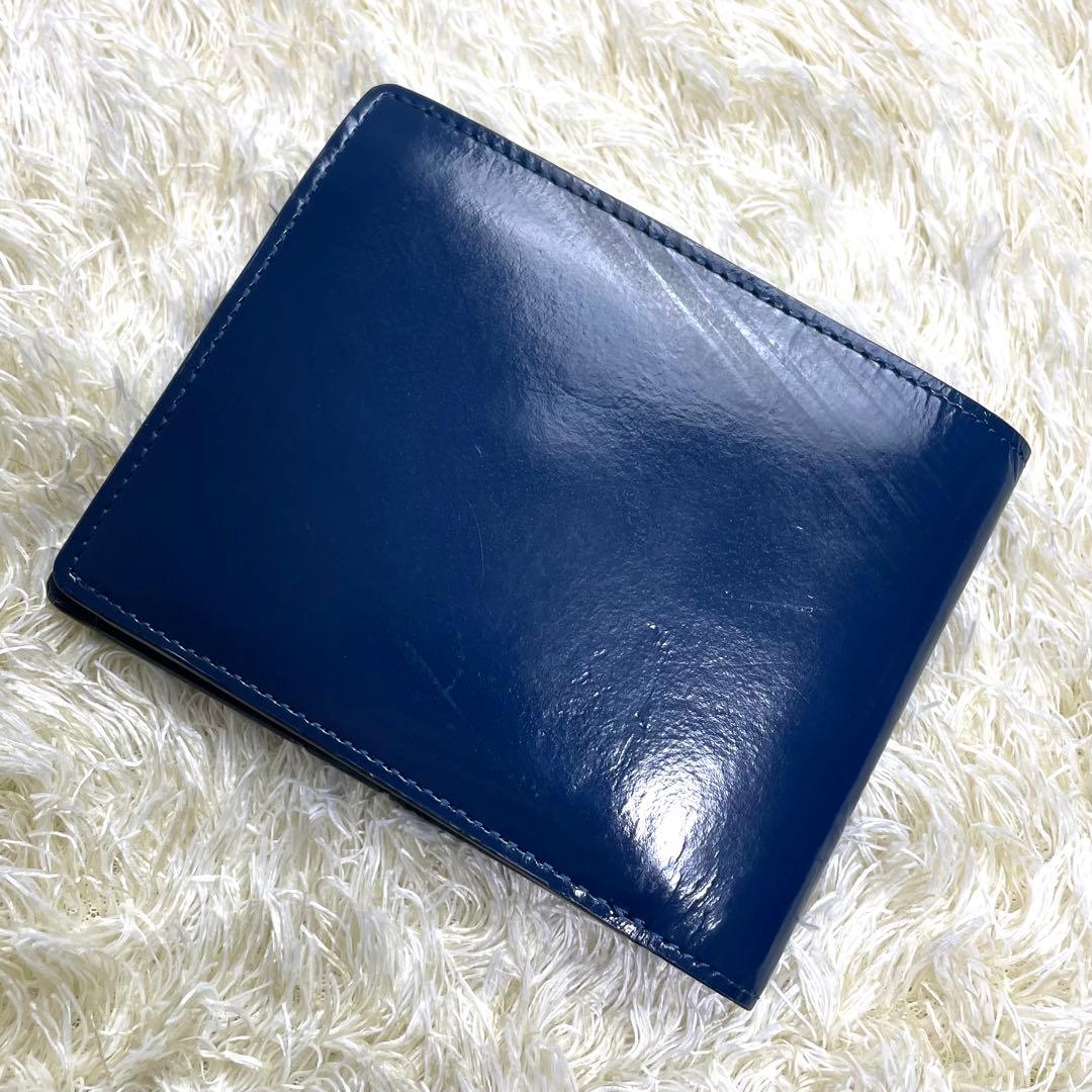 美品 ヴィヴィアンウエストウッド 二つ折り財布 エナメル ネイビー 小銭入れあり