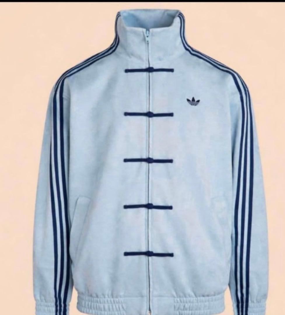 【adidas】SNSで話題☆中国限定　トラックジャケット