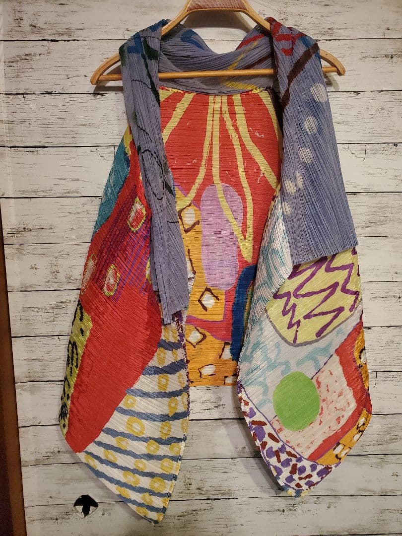 ISSEY MIYAKE プリーツプリーズ ストール・ショール ポンチョ