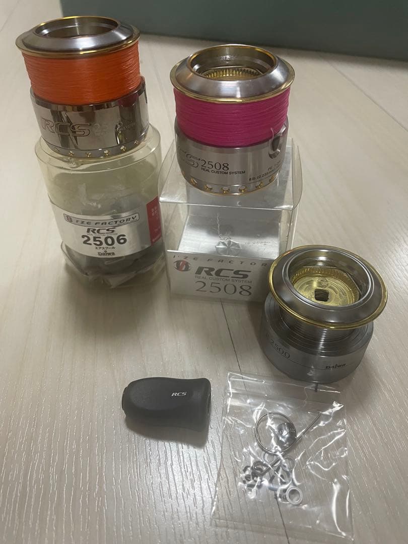 ダイワ セルテート フィネスカスタム 2506 替スプール3個　ハンドルノブ
