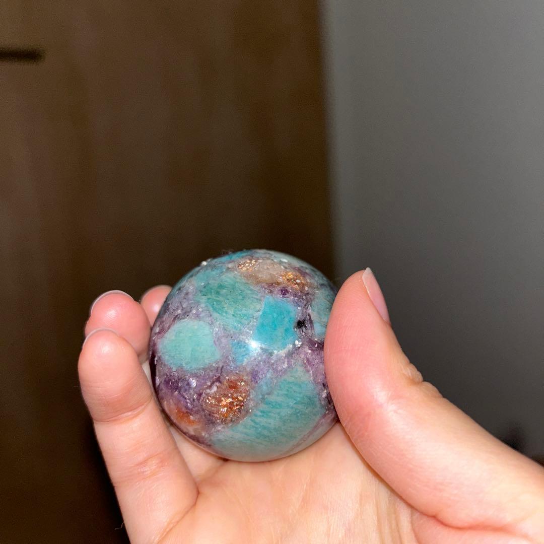 ①アマゾナイト サンストーン レピドライト 共生 スフィア レア 45.9ミリ
