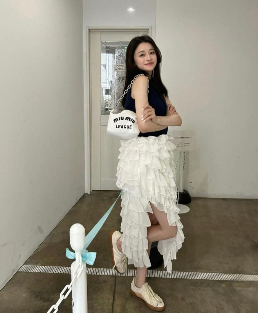 【新品、タグ付き】Bibiy. COLENNE SKIRT WHITE