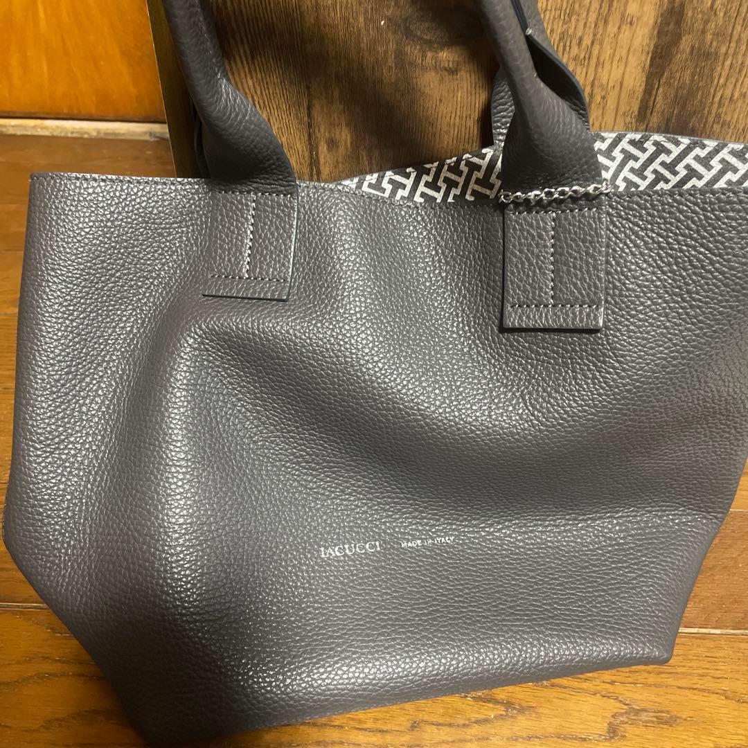 IACUCCI グレー レザートートバッグ