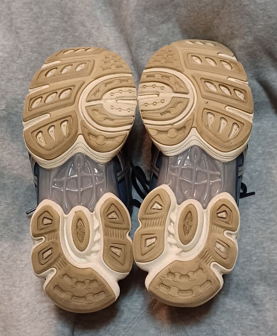 asics　gel nimbus9 ニンバス9 nyc　kayano アシックス