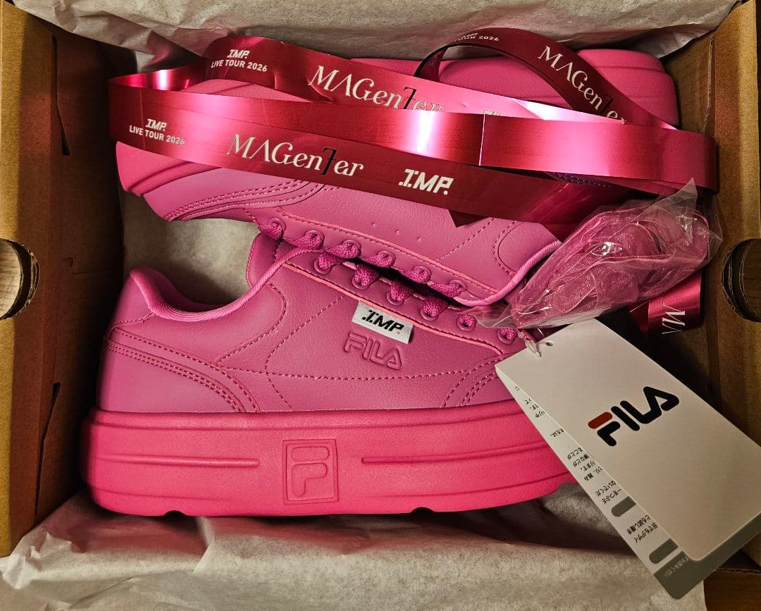 みるきー　FILA IMP. ピンクスニーカー23cm