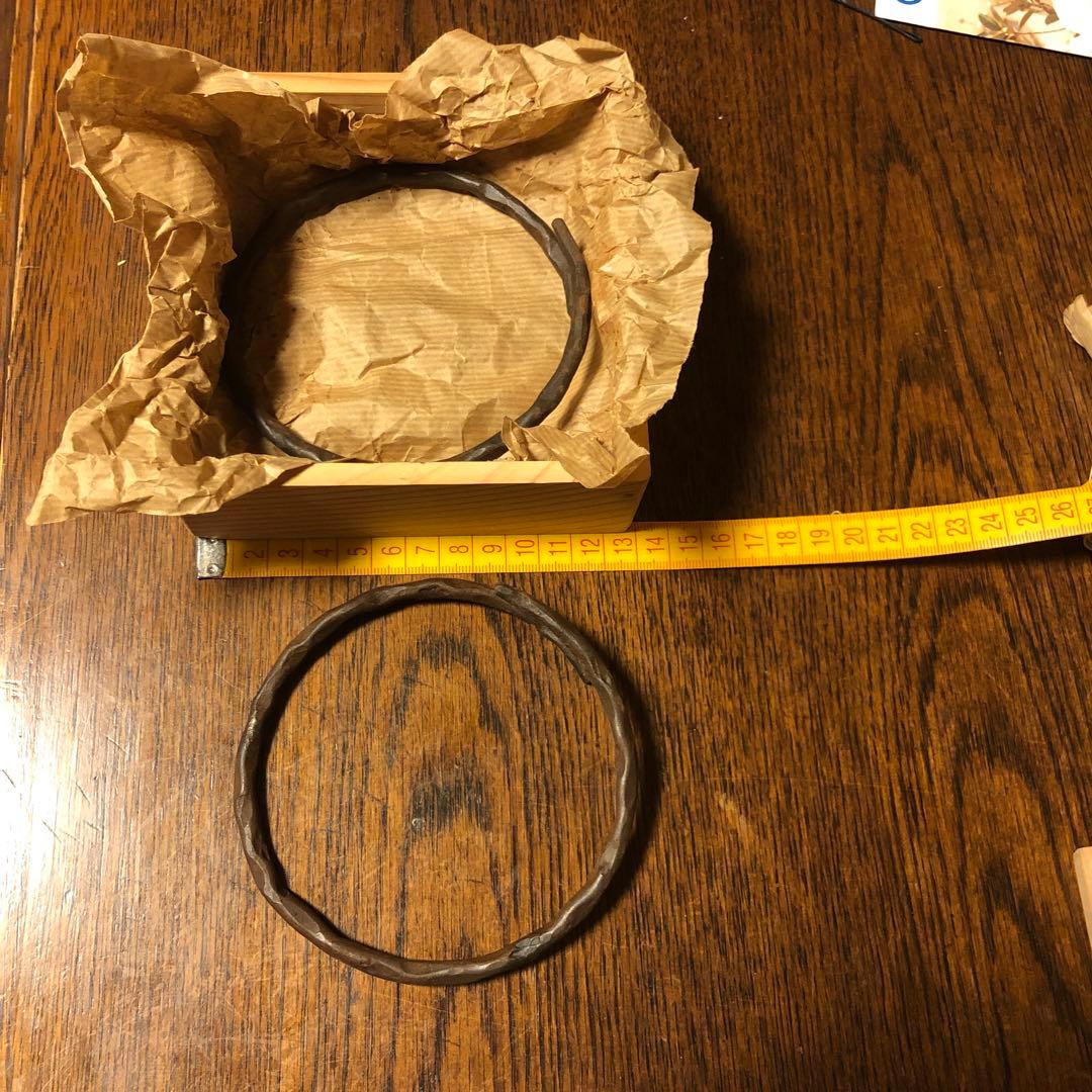 茶道具　石目大鐶　閑浄造印あり、宗達好み花押あり
