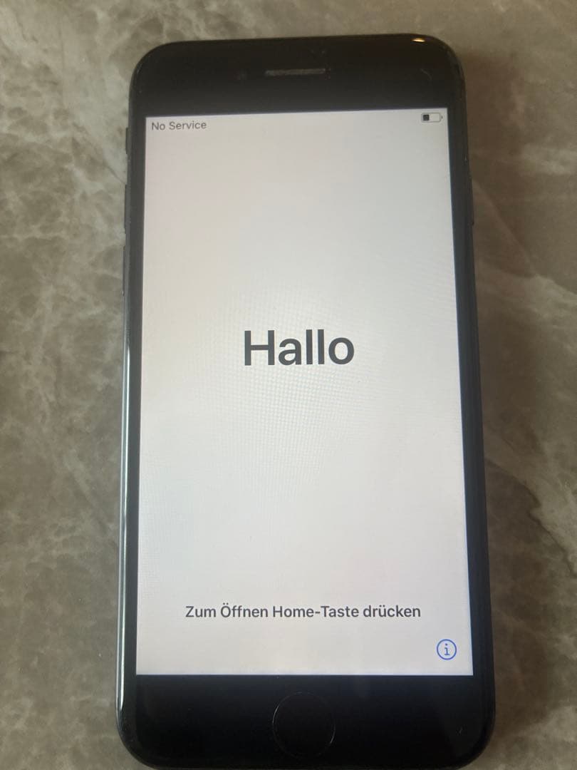 iPhone 8 64GB スペースグレイ SIMフリー 本体 初期化済み