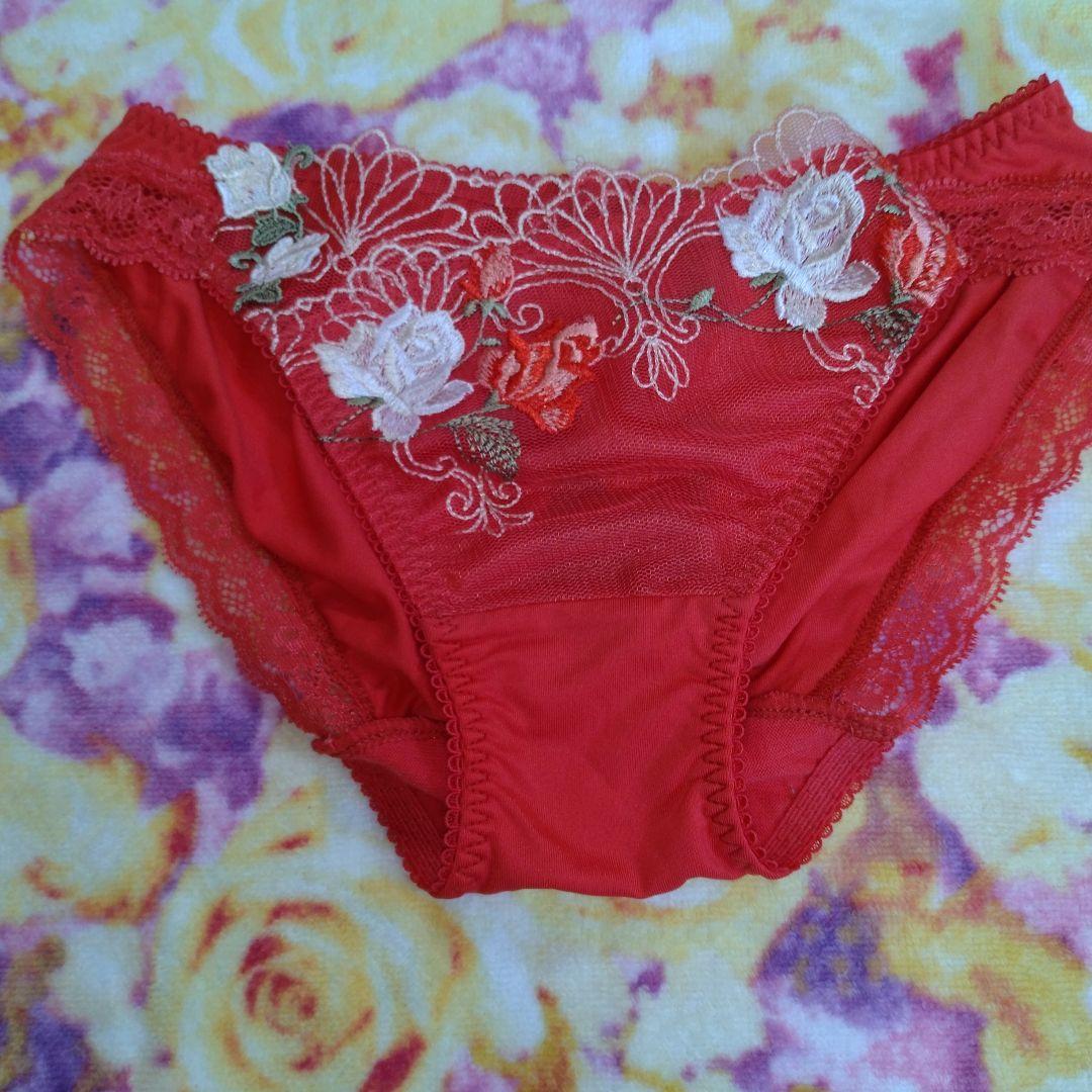 下着・アンダーウェア XYX