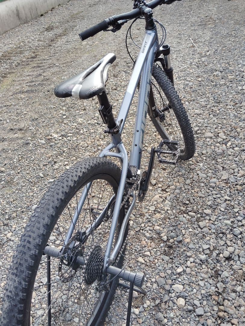 ジャイアント　2022 タロン2 Sサイズ