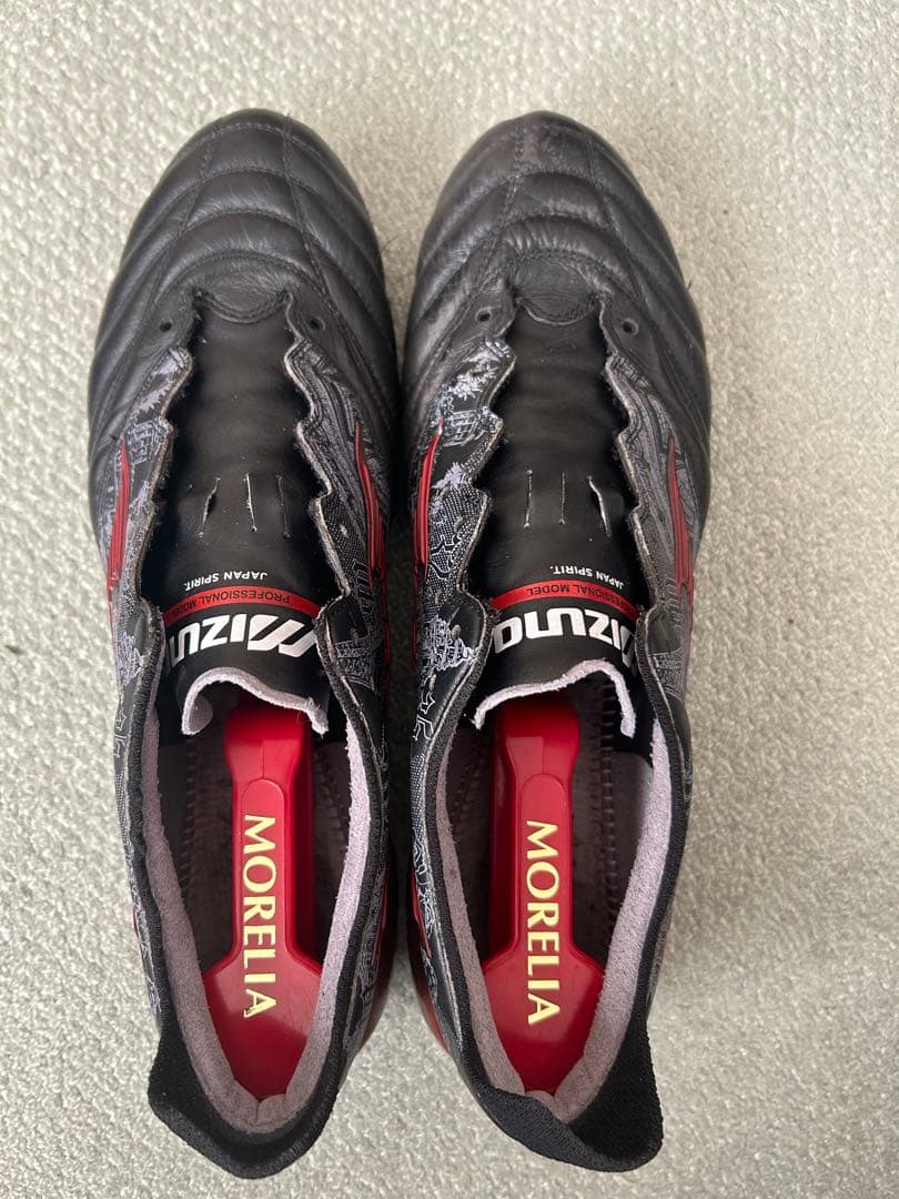 Mizuno モレリアネオ3 セルヒオ・ラモス シグネチャーモデル　27.0cm