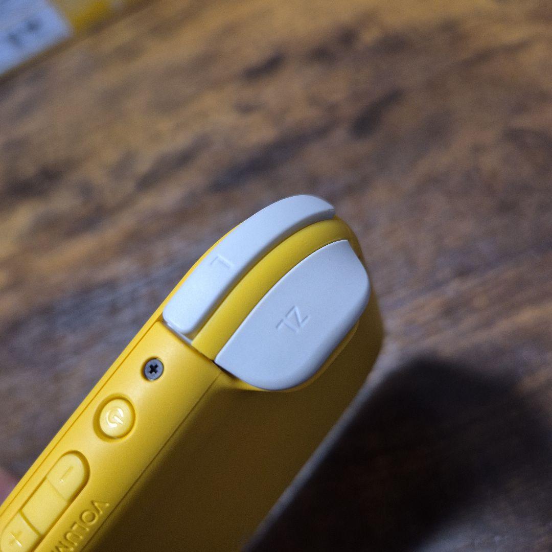 Nintendo Switch Lite 本体　イエロー