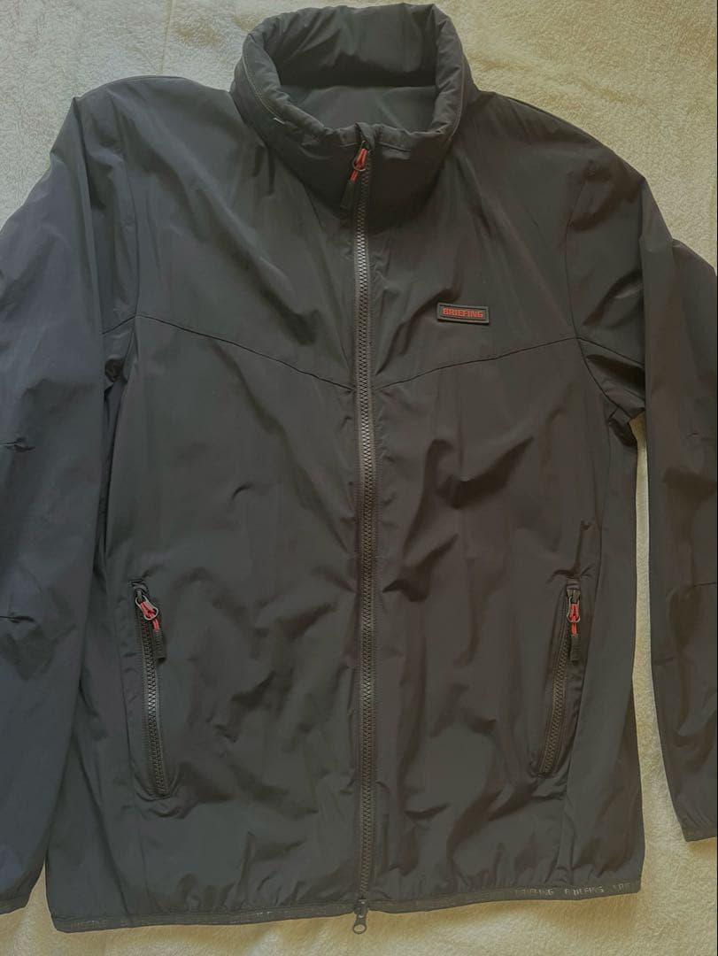 ブリーフィング　ウィンドブレーカー