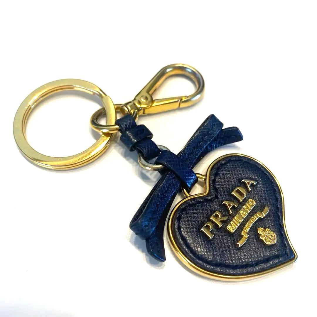PRADA キーリング　ネイビー　箱付き