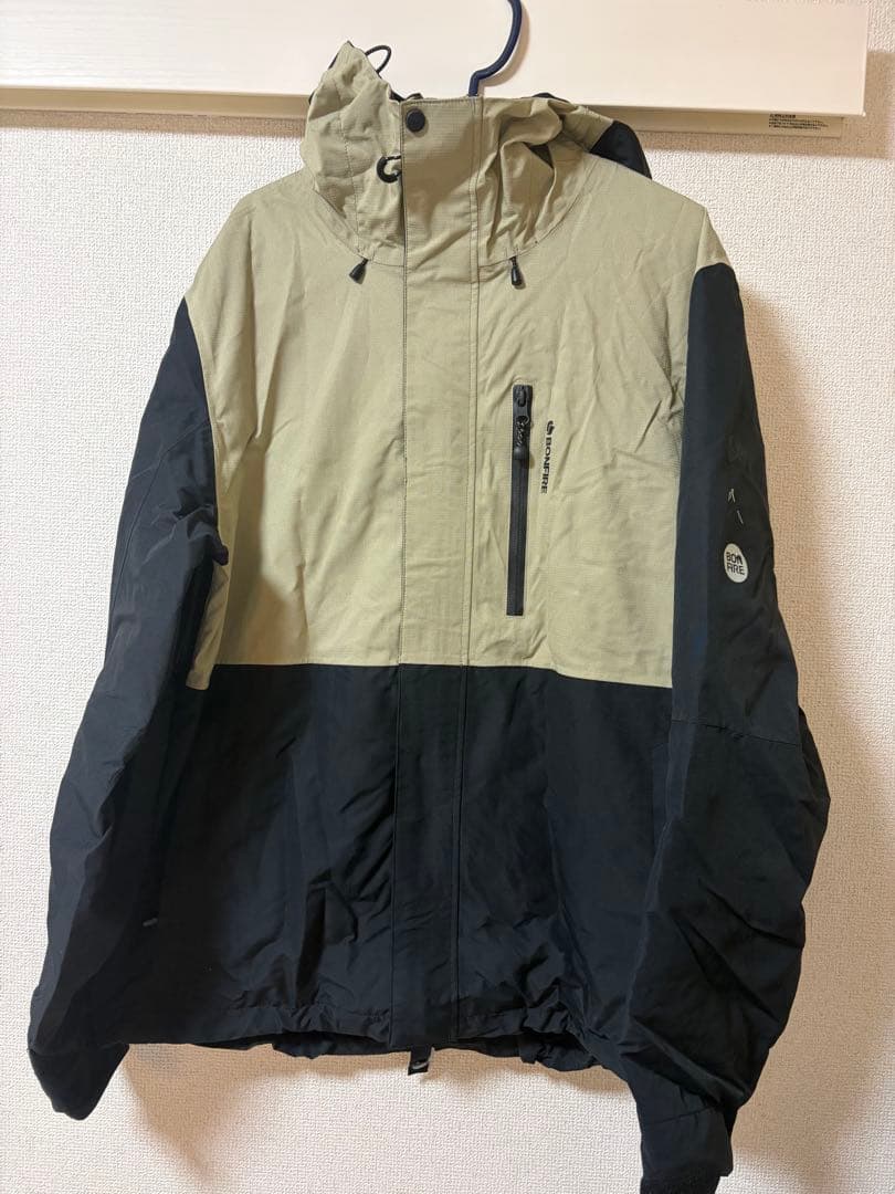 BONFIRE スノーボードウェア フード付き