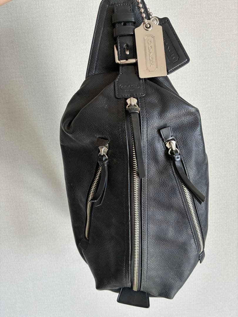 COACH ブラック ボディバッグ 中古品