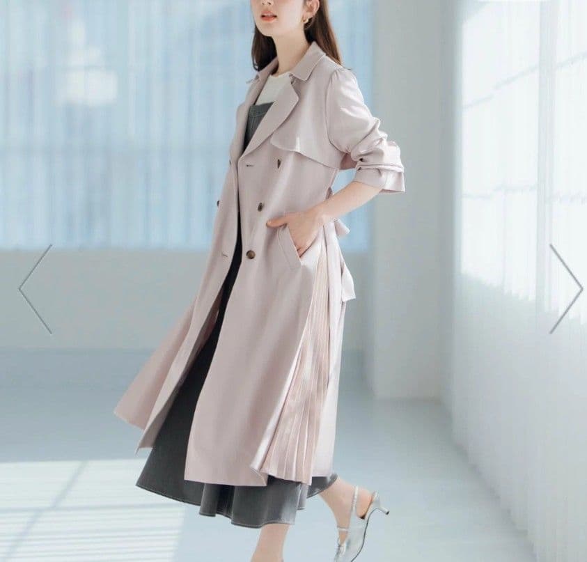 新品◎ミッシュマッシュ　サイドプリーツトレンチコート