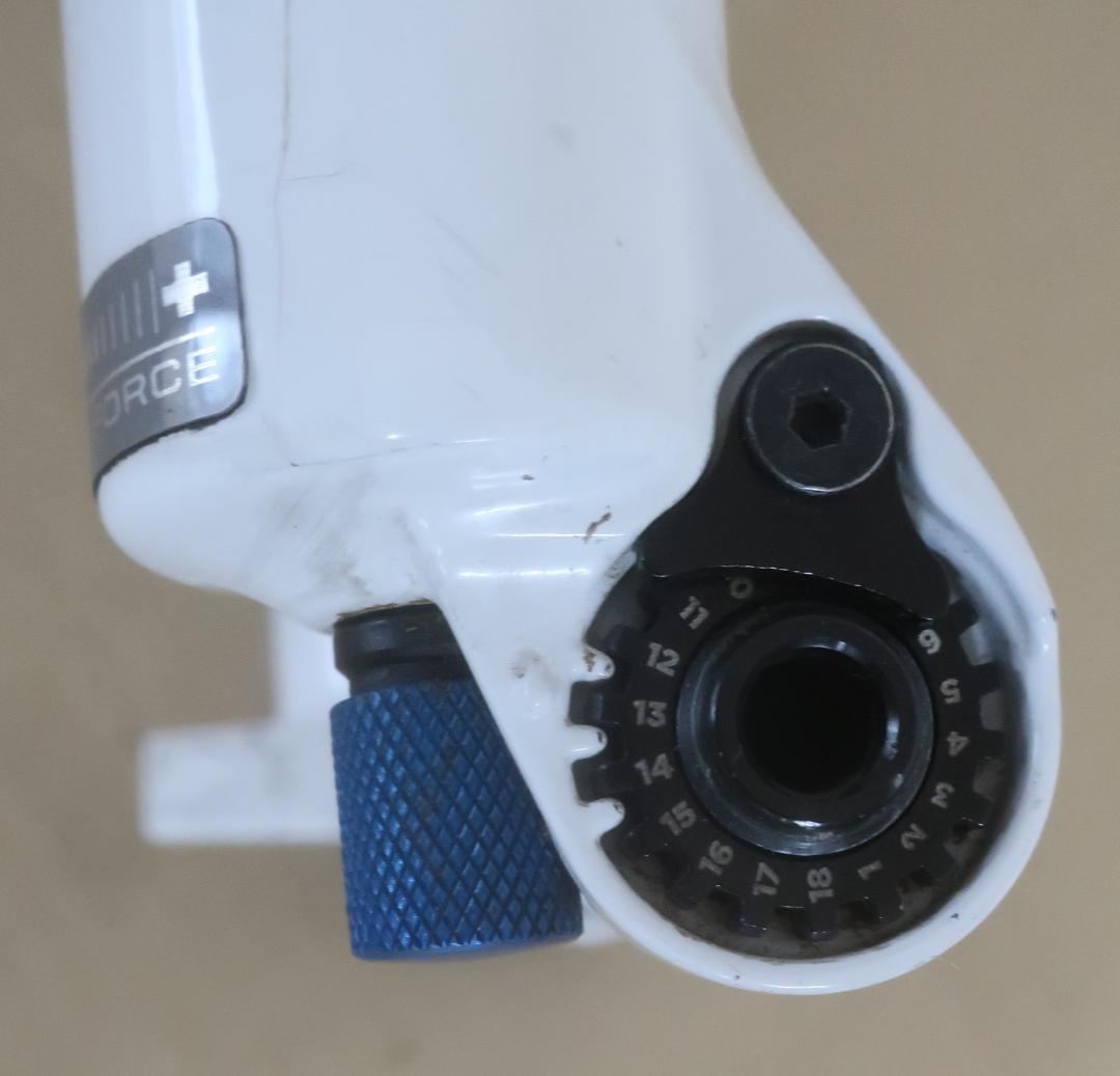 【オイル滲み多い】FOX 32F100 RLC DISC15QR【26インチ用】