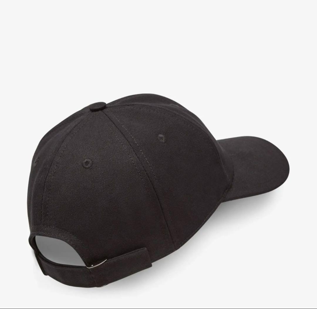 [最終お値下げ！美品]ジミーチュウ　ブラックベースボールキャップ