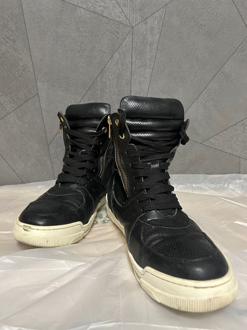 FUGA ハイカットスニーカー　本革　サイドジップ　スニーカー