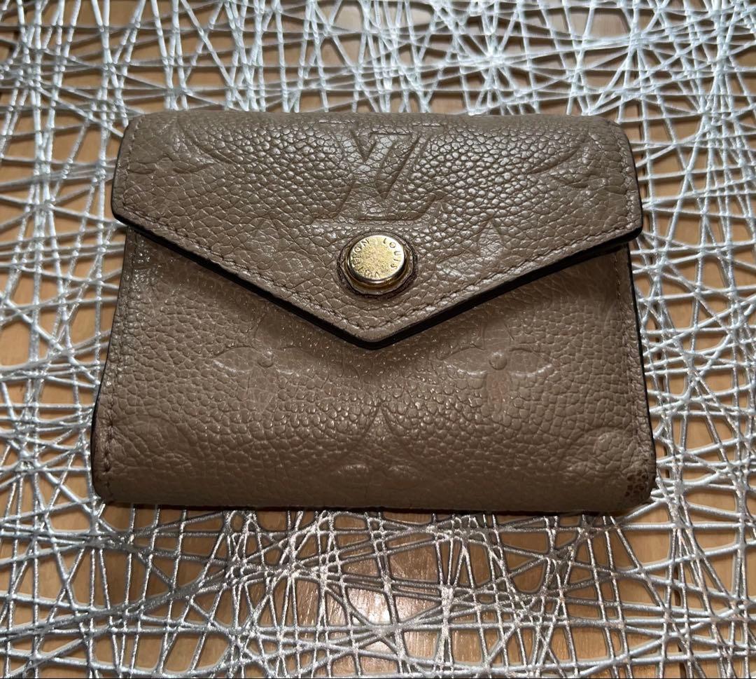 ヴィトン　モノグラムアンプラント　三つ折り財布