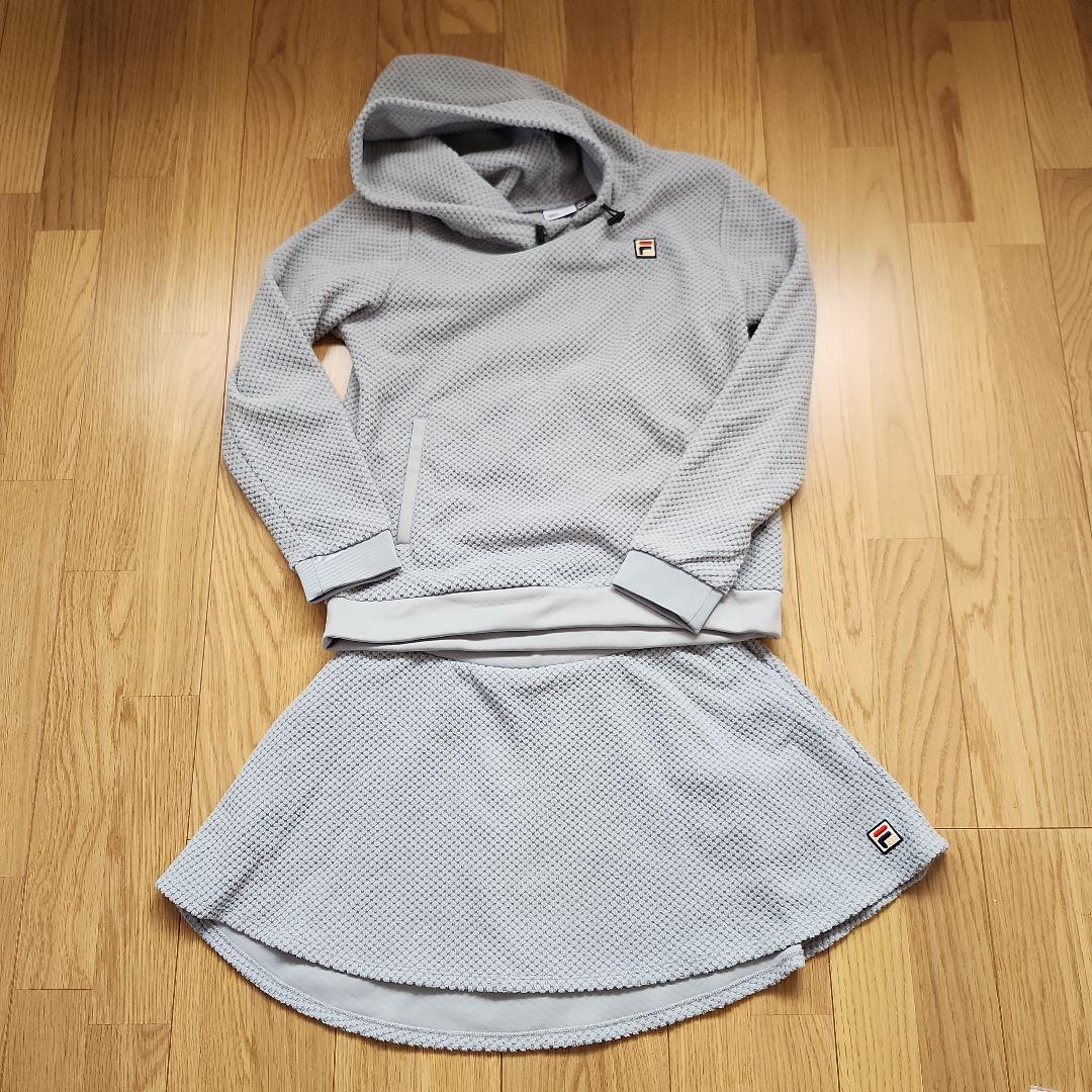 FILA フード付きウェアセット　上XL 下ᒪ