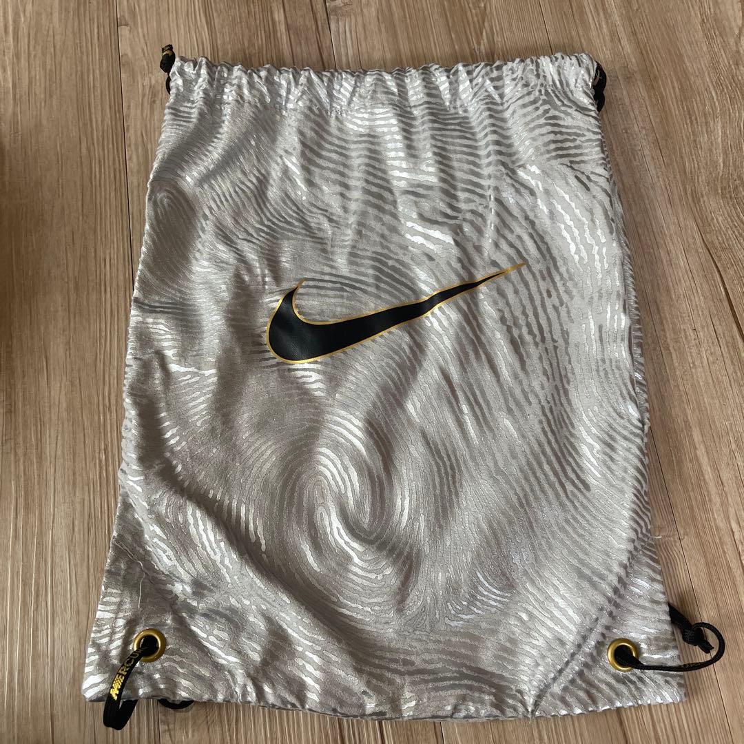 Nikeサッカーシューズ マーキュリアルヴェイパー12 モドリッチモデル数量限定