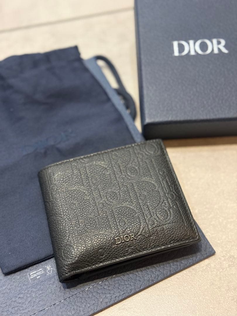 Dior ブラックレザー 二つ折り財布　メンズ