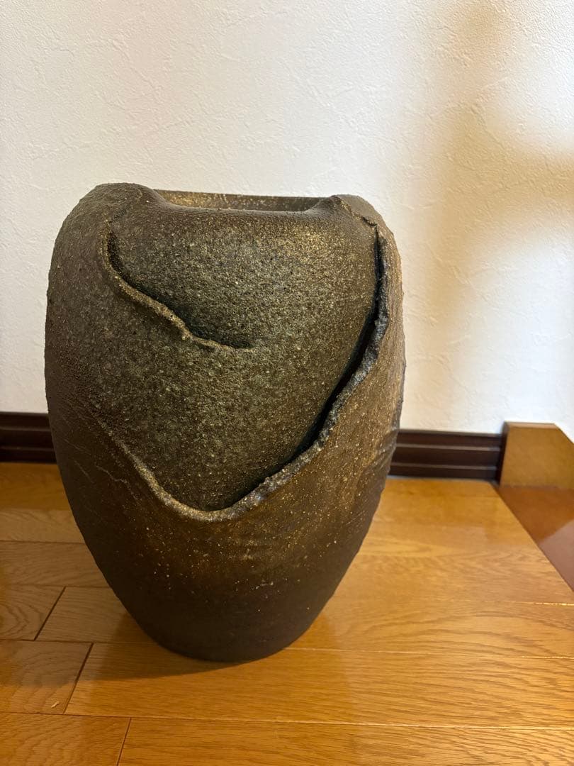 信楽焼　電動つくばい