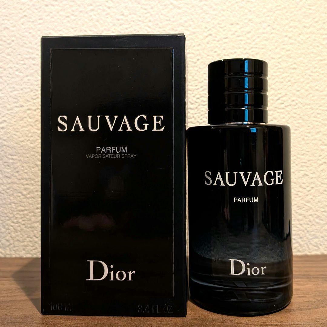 Dior SAUVAGE PARFUM 100ml 箱付き