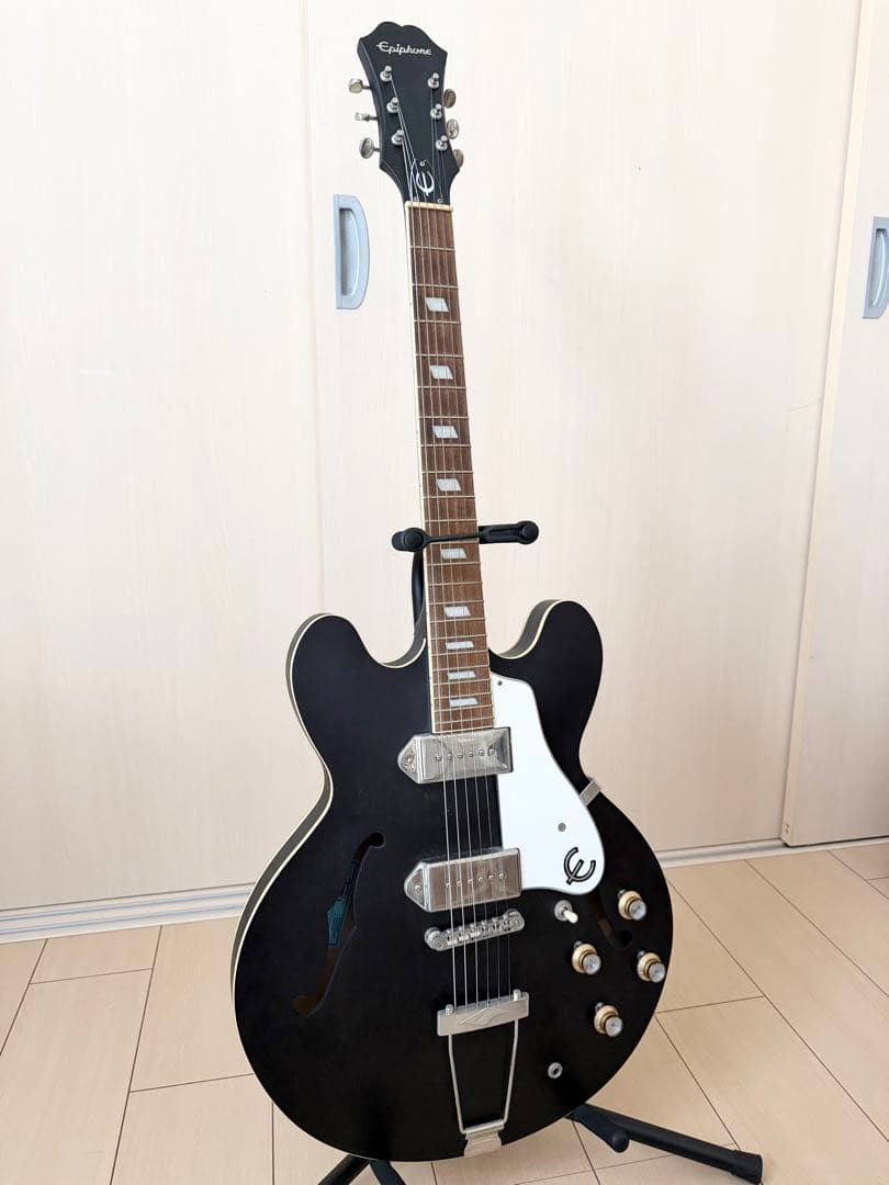 ギター Epiphone Casino Worn Ebony
