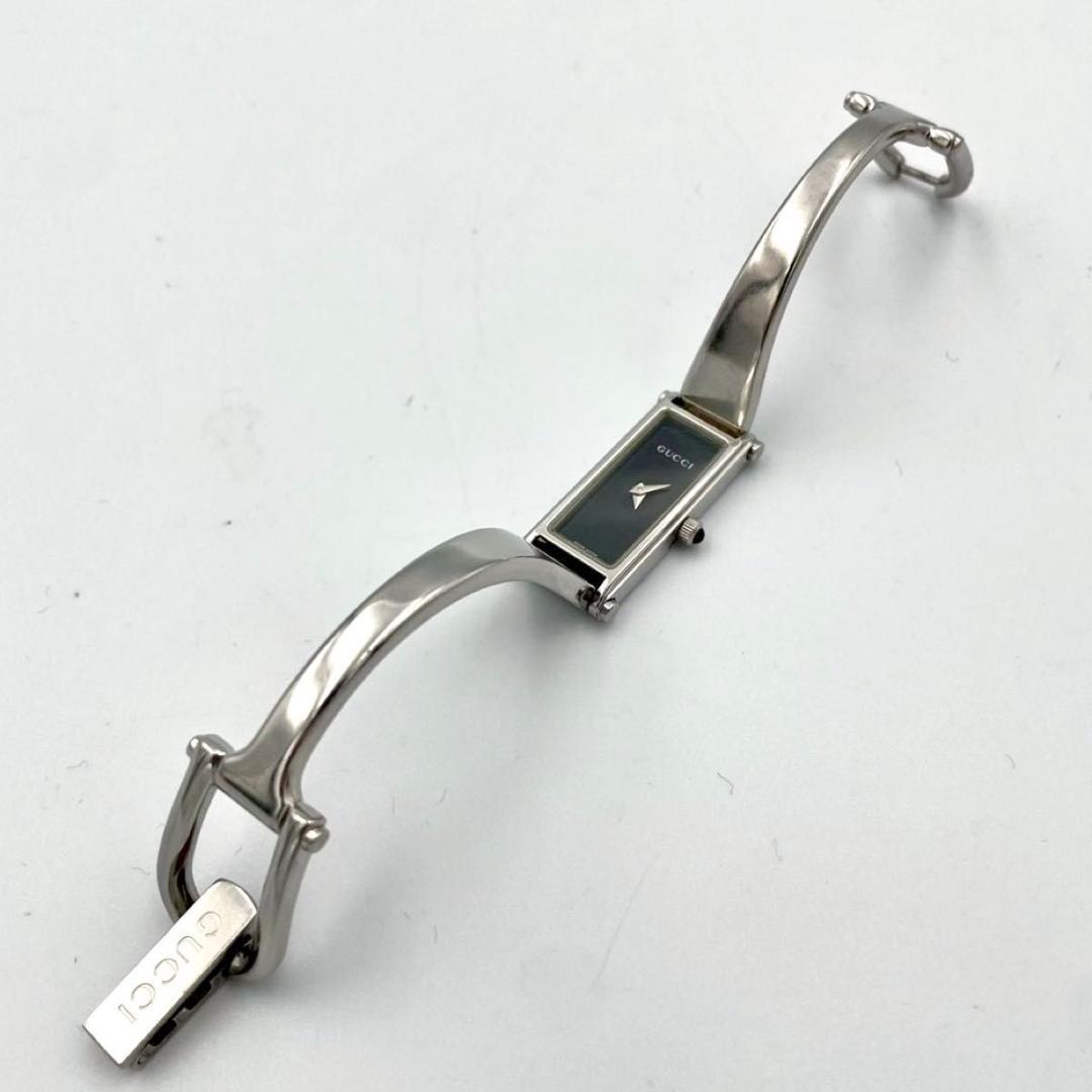 356 美品 新品電池 グッチ 1500L 腕時計 クオーツ バングルウォッチ