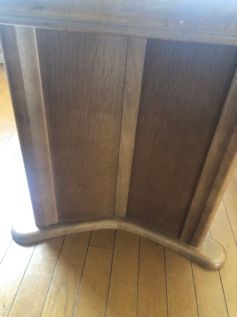 カリモク家具　ダイニングテーブル