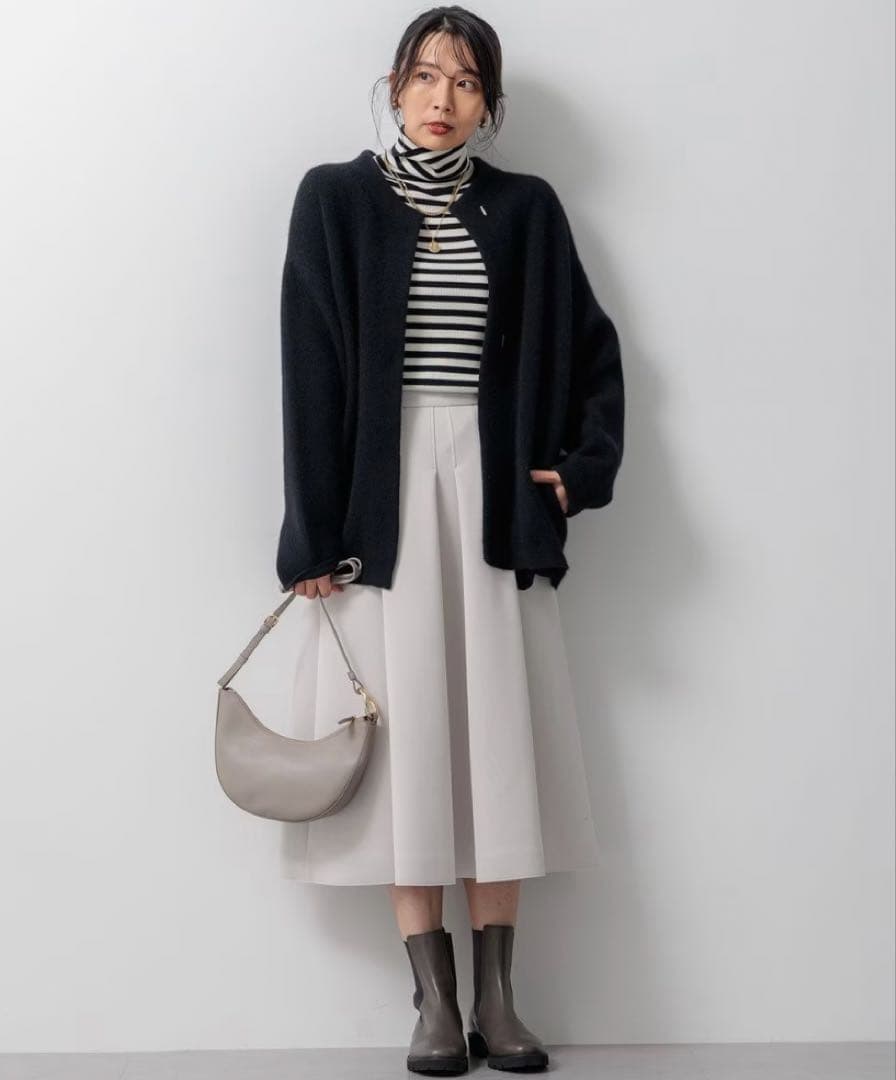 タグ付23区　ネオプレーンジャージー タック スカート　2024年