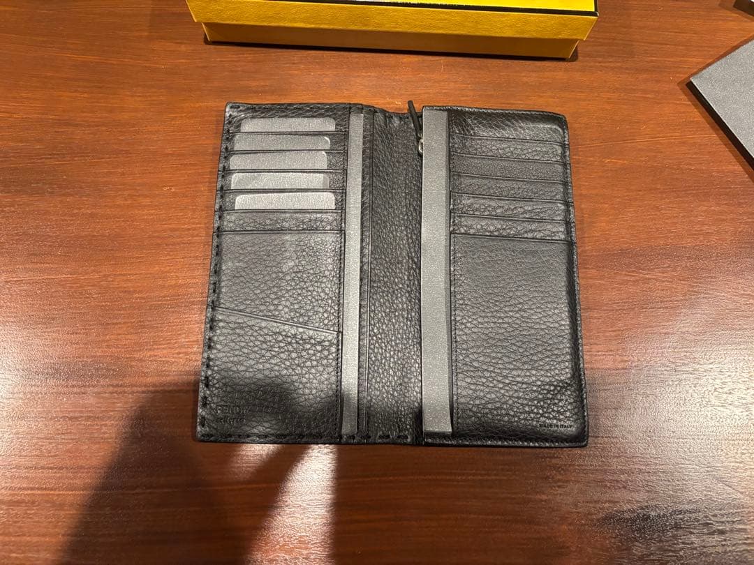 FENDI フェンディ　　財布　長財布