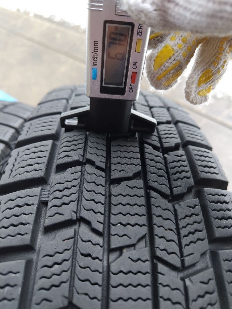 165/70R14、スタッドレスタイヤ4本、ダンロップ・DSX2、送料込み