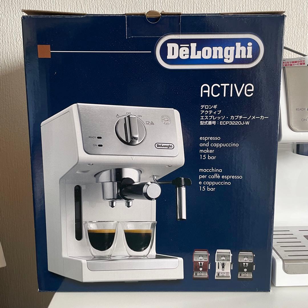 デロンギ　エスプレッソマシンECP3220J 白