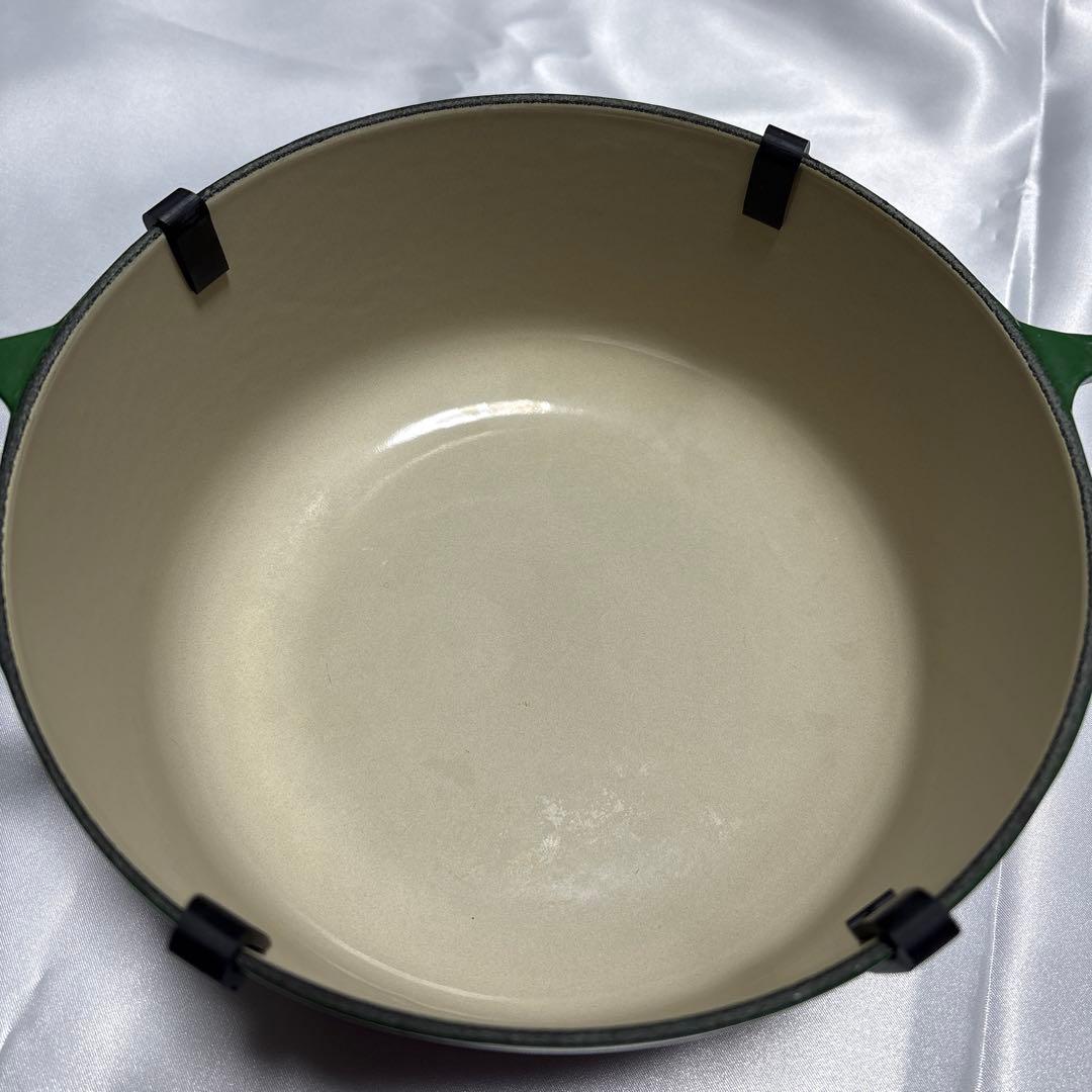 ルクルーゼ　ココットロンド　20cm モスグリーン