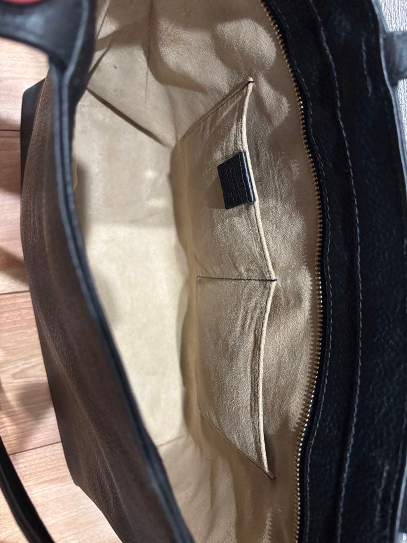 ハッシュタグ　レザートート　バッグ　HushTug