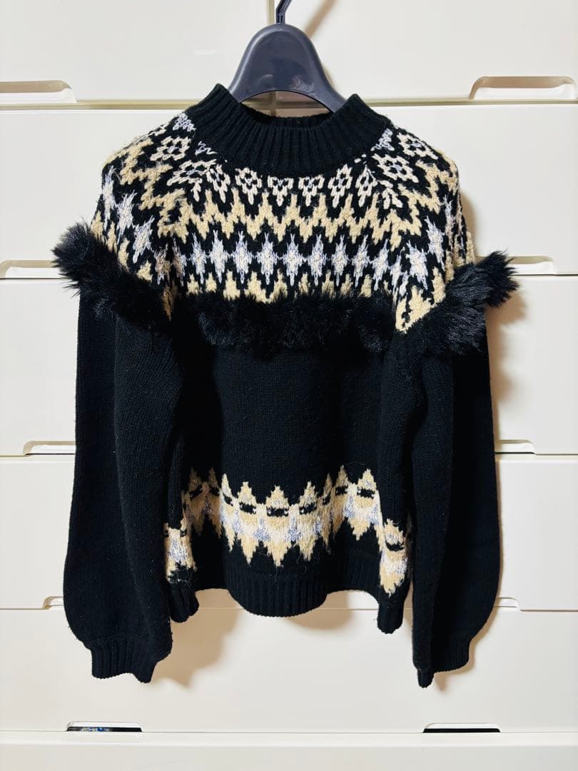 ayucos　　グレースコンチネンタル　ニット　セーター　黒　ファー