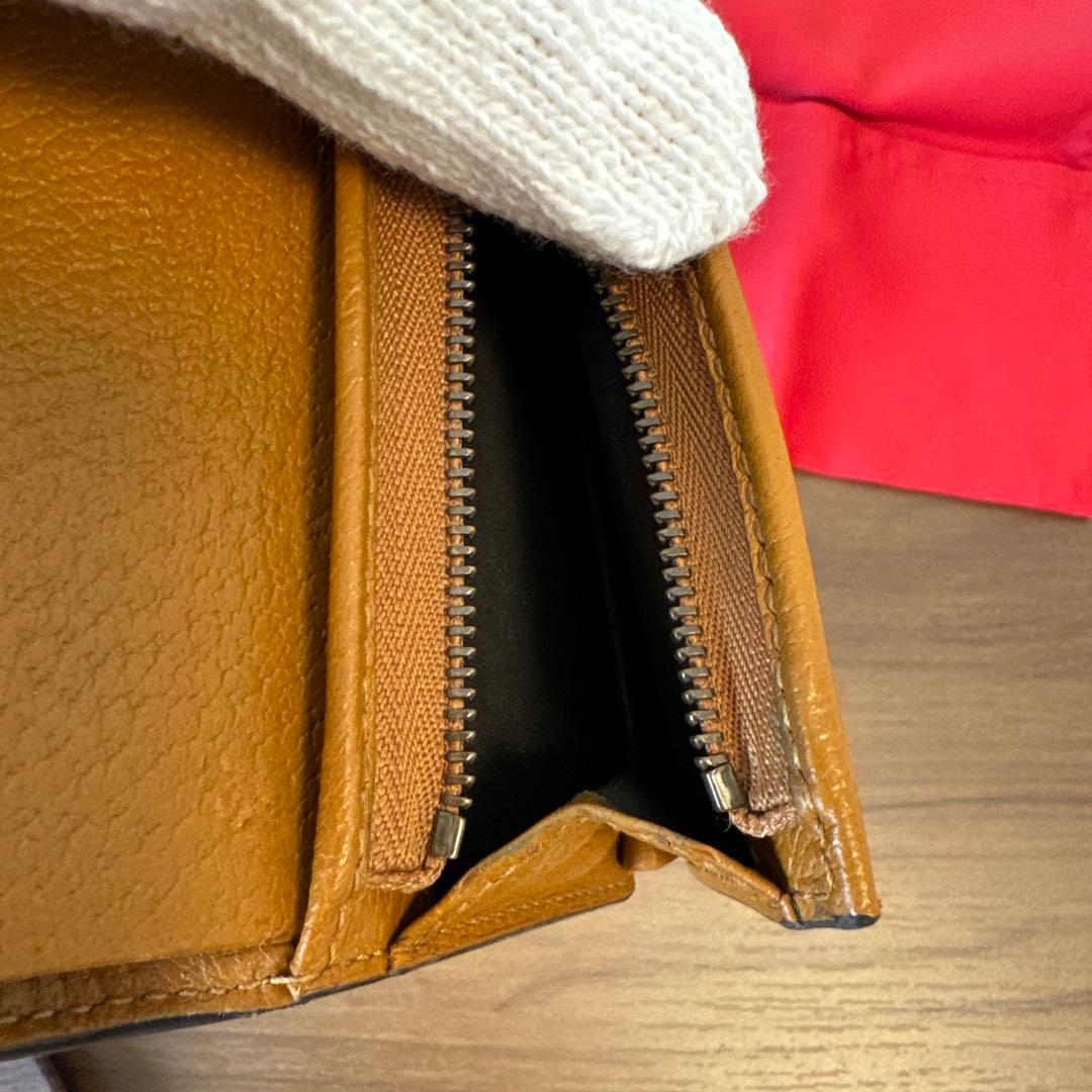 GUCCI 2つ折り財布　ミッキー