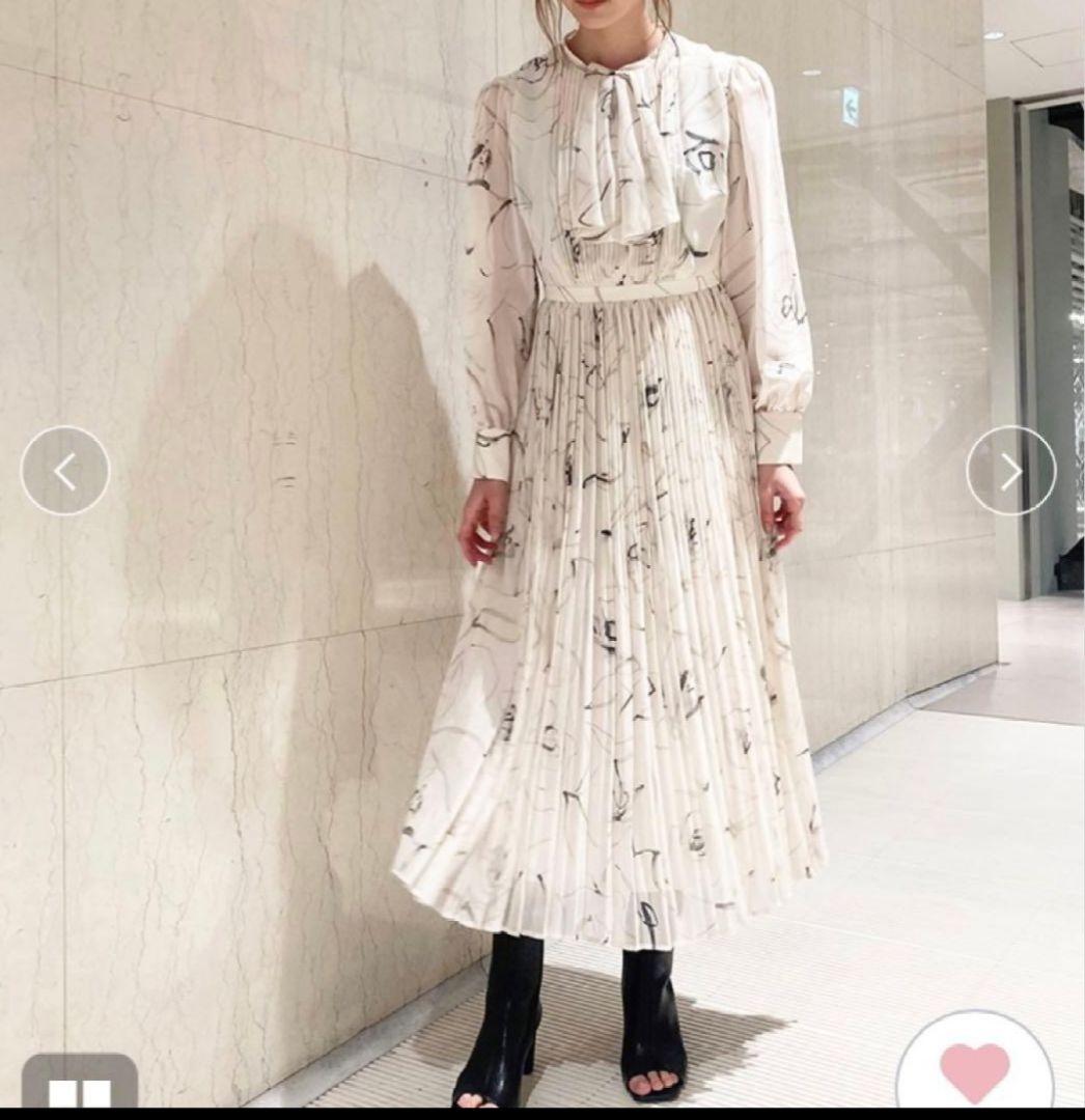 セルフォード　ハナエモリコラボ ホワイト プリーツ 花柄 ワンピース