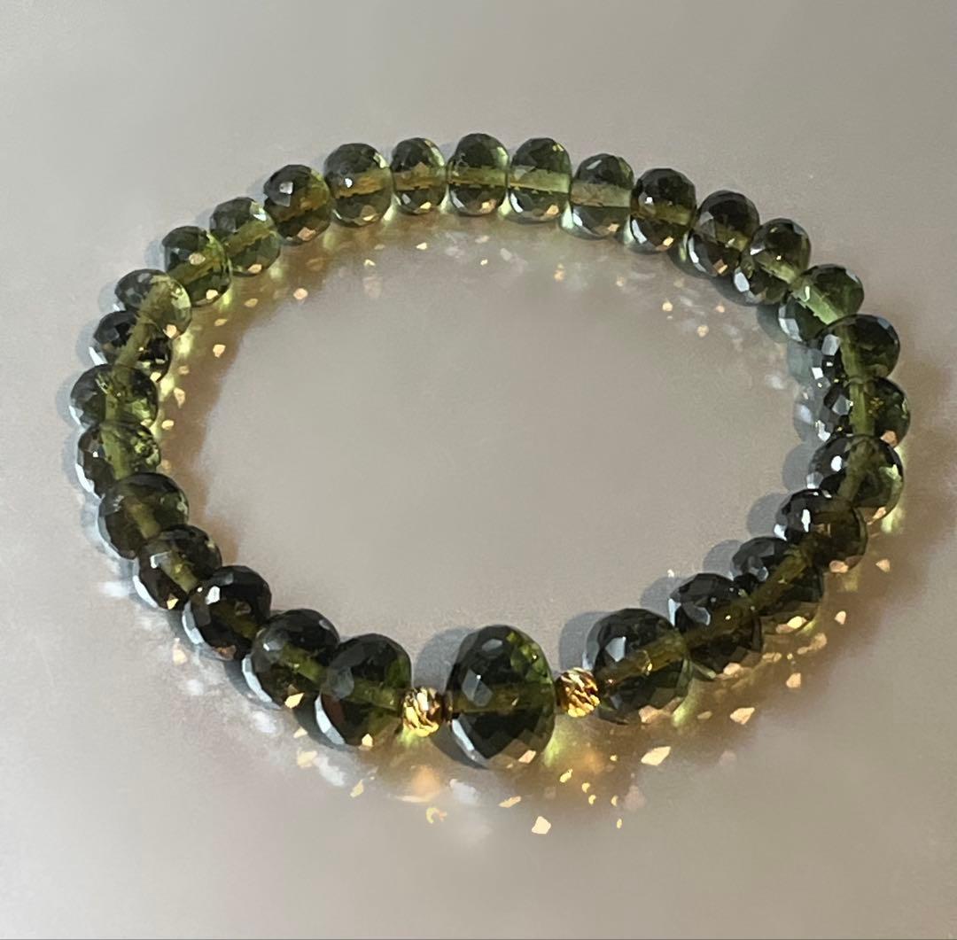 大特価　モルダバイト　カットブレスレット