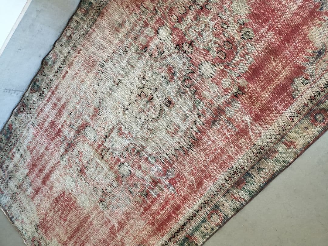 大判/シャビーレッドのヴィンテージトルコラグ　No750